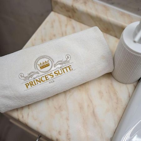 Prince'S Suite - Budget Rooms & Apt Piazza Del Popolo Рим Экстерьер фото