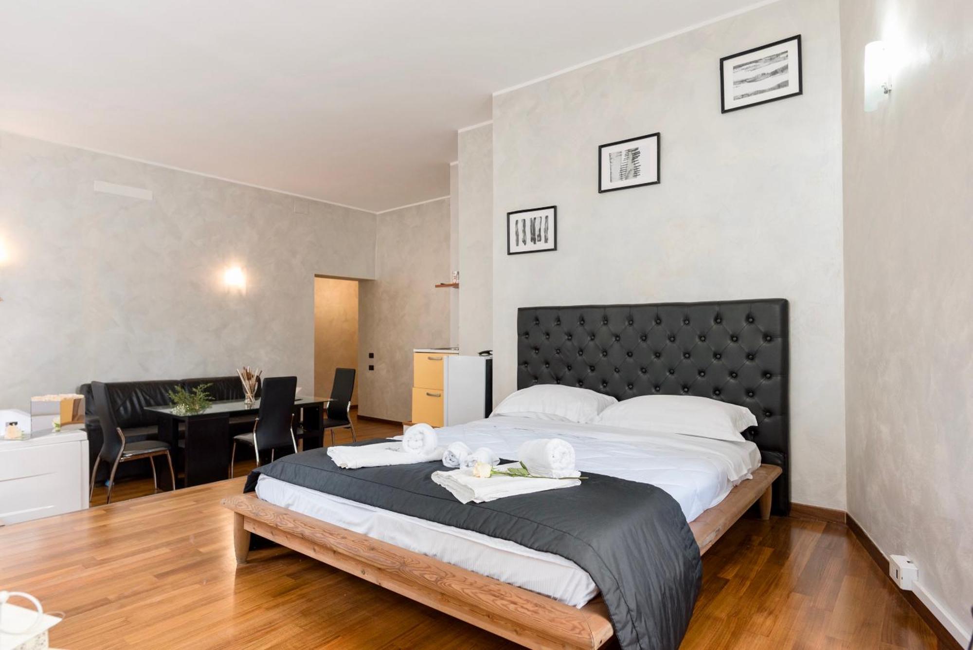 Prince'S Suite - Budget Rooms & Apt Piazza Del Popolo Рим Экстерьер фото